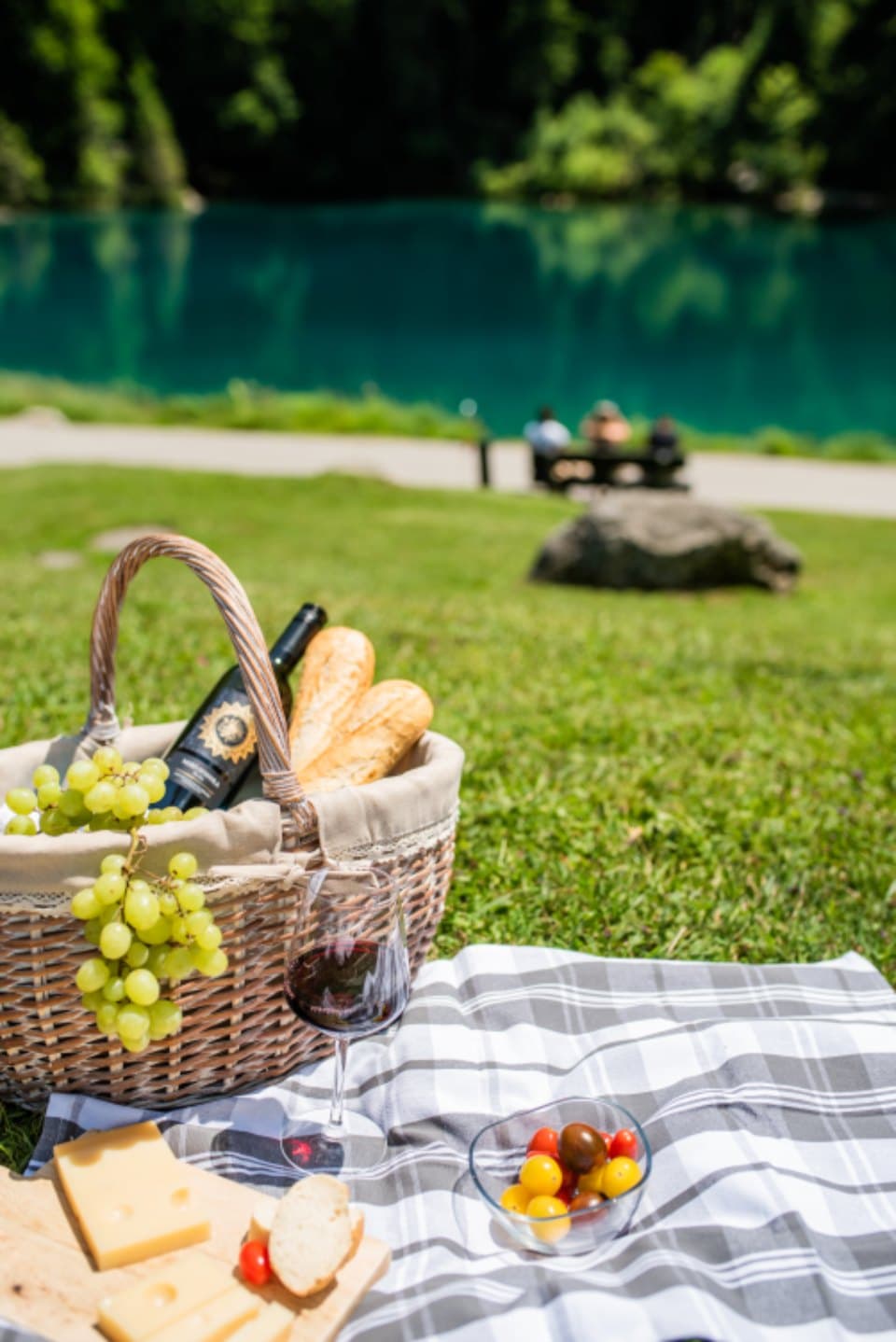 Weekend Picnic Blanket